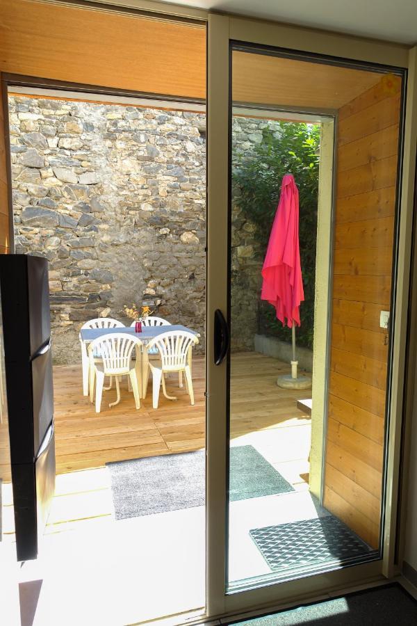 Appartement Spacieux Avec Terrasse Saint-André-dʼEmbrun Exteriér fotografie
